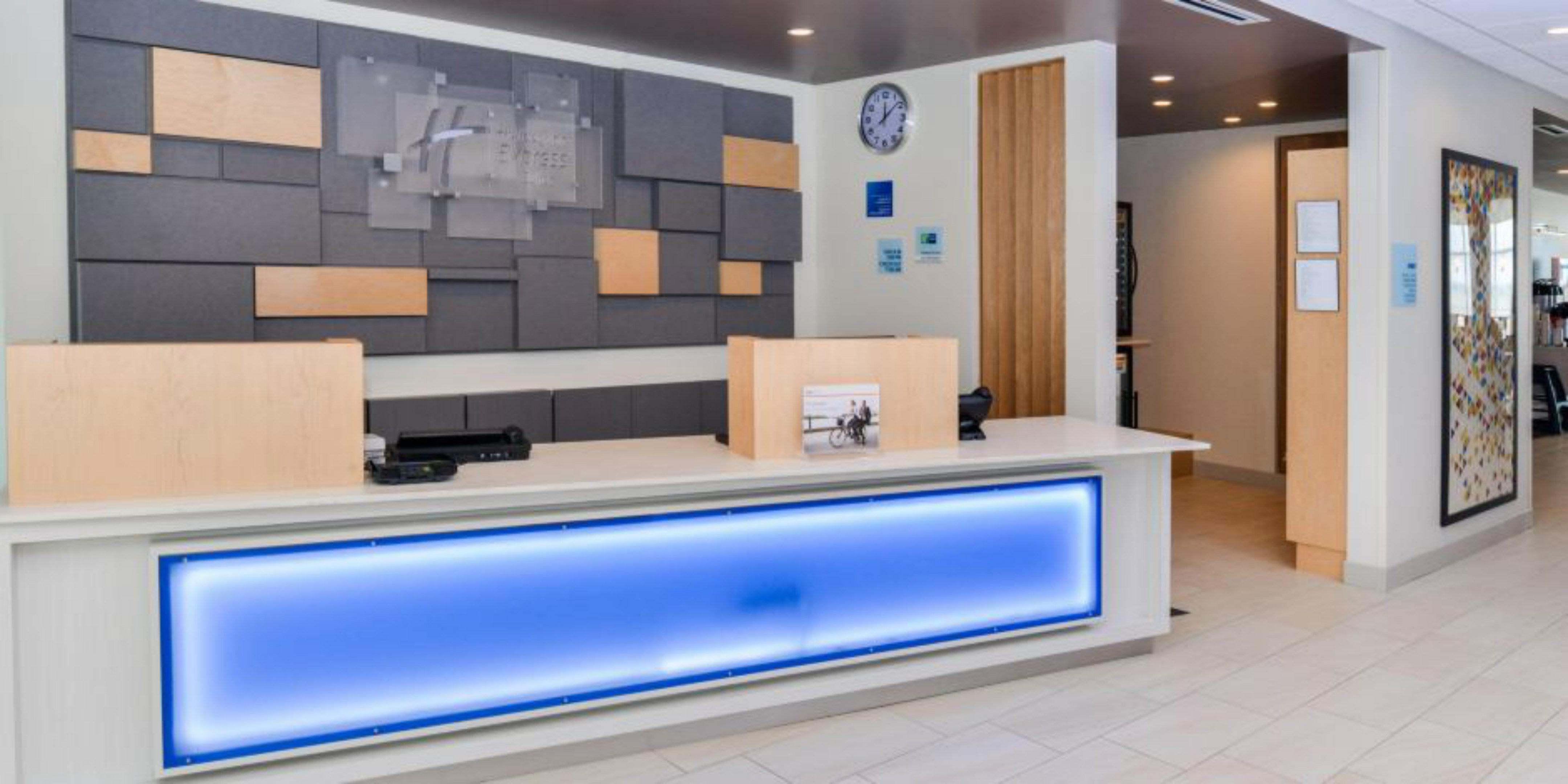 Holiday Inn Express - Alliance By Ihg Exteriör bild